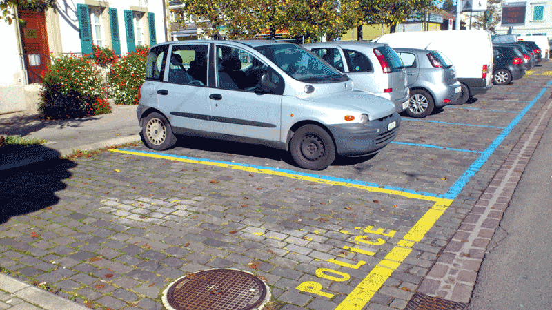 Le seul parking correct pour personnes handicapÃƒÂ©es ÃƒÂ  ÃƒÂ‰palinges est maintenant rÃƒÂ©servÃƒÂ© au seul usage de la police